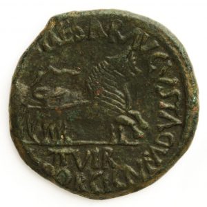 0350. As hispano-latino, reverso, Colonia Caesar Augusta (Zaragoza). 8 d.C. Inv. 54250