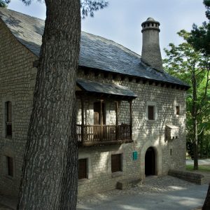 Sede de Etnología. Casa pirenaica. Parque J.A.Labordeta.