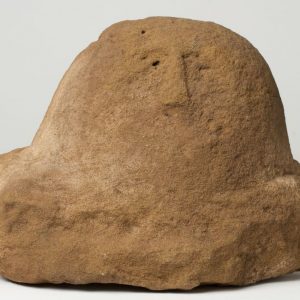 Estela antropomorfa. Piedra. Edad del Bronce. 950 a. E. Los Castellets (Mequinenza, Zaragoza) Inv.50952.