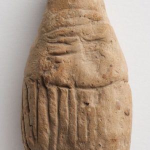 Figurilla antropomorfa. Cerámica. Edad del Bronce 1850-1000 a. E. El Carnelario (Sena, Huesca).Inv. 27740.