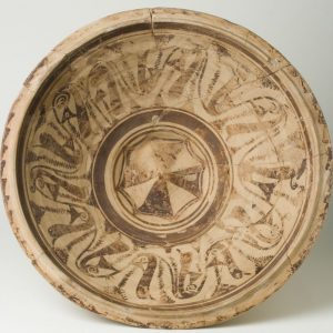 Gran cuenco. Cerámica. Cultura Ibérica. 100-75 a.E. Cabezo de Alcalá (Azaila, Teruel). Inv. 01993.