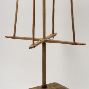 Devanadera. Madera. Siglo XIX. Ansó (Huesca). Inv. 36246.