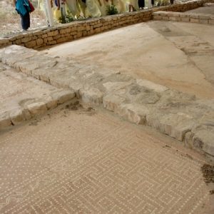 Pequeños romanos en la Colonia Cel