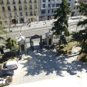 Desde la entrada hasta el tejado