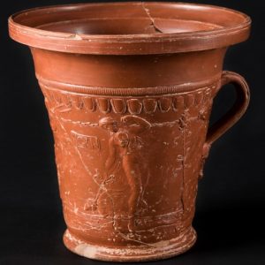 La taza de Celsa con ménade danzante (Fot. J. Garrido)