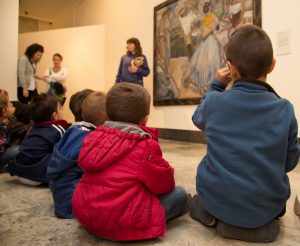 Un paseo por el museo. Descubriendo el color y el movimiento. Foto J. Garrido