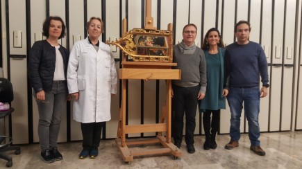 El equipo del Instituto Valenciano de Conservación, Restauración e Investigación con Carmela Gallego, restauradora del Museo de Zaragoza. Foto: Greta Gracia.