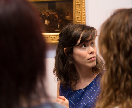 Ana Labaila en una visita. Foto: José Garrido. Museo de Zaragoza. Ana Labaila en una visita. Foto: José Garrido. Museo de Zaragoza.