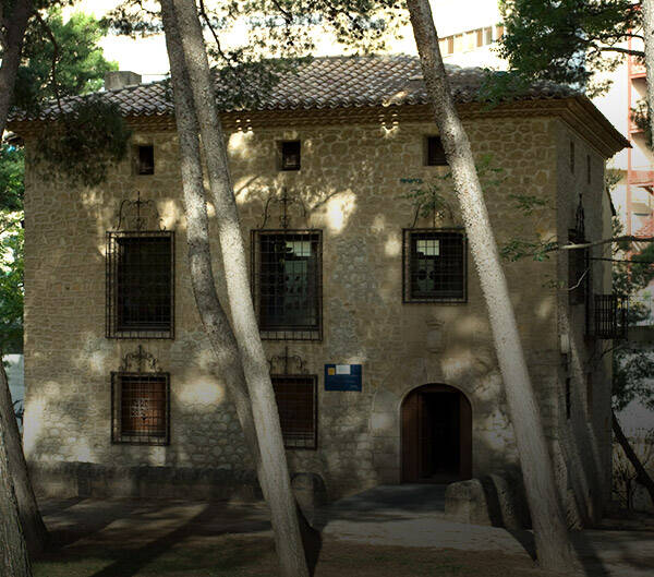 Sede de Cerámica. Casa de Albarracín. Parque J.A.Labordeta.