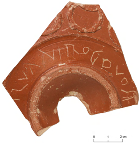 Fragmentos cerámica artículo inscripciones romanas del Museo de Zaragoza
